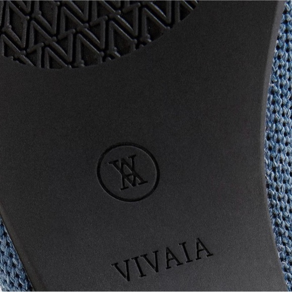 VIVAIA Round-Toe Embroidered Loafers - Picture 6 of 6